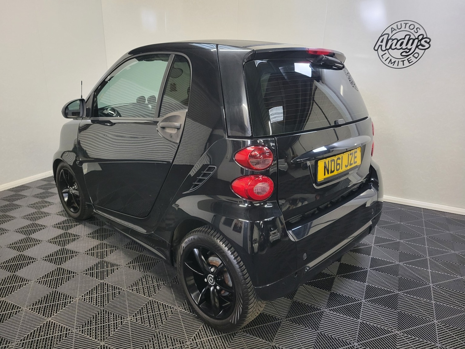 Used smart fortwo 2011 for sale - 77483696: Photo 15
