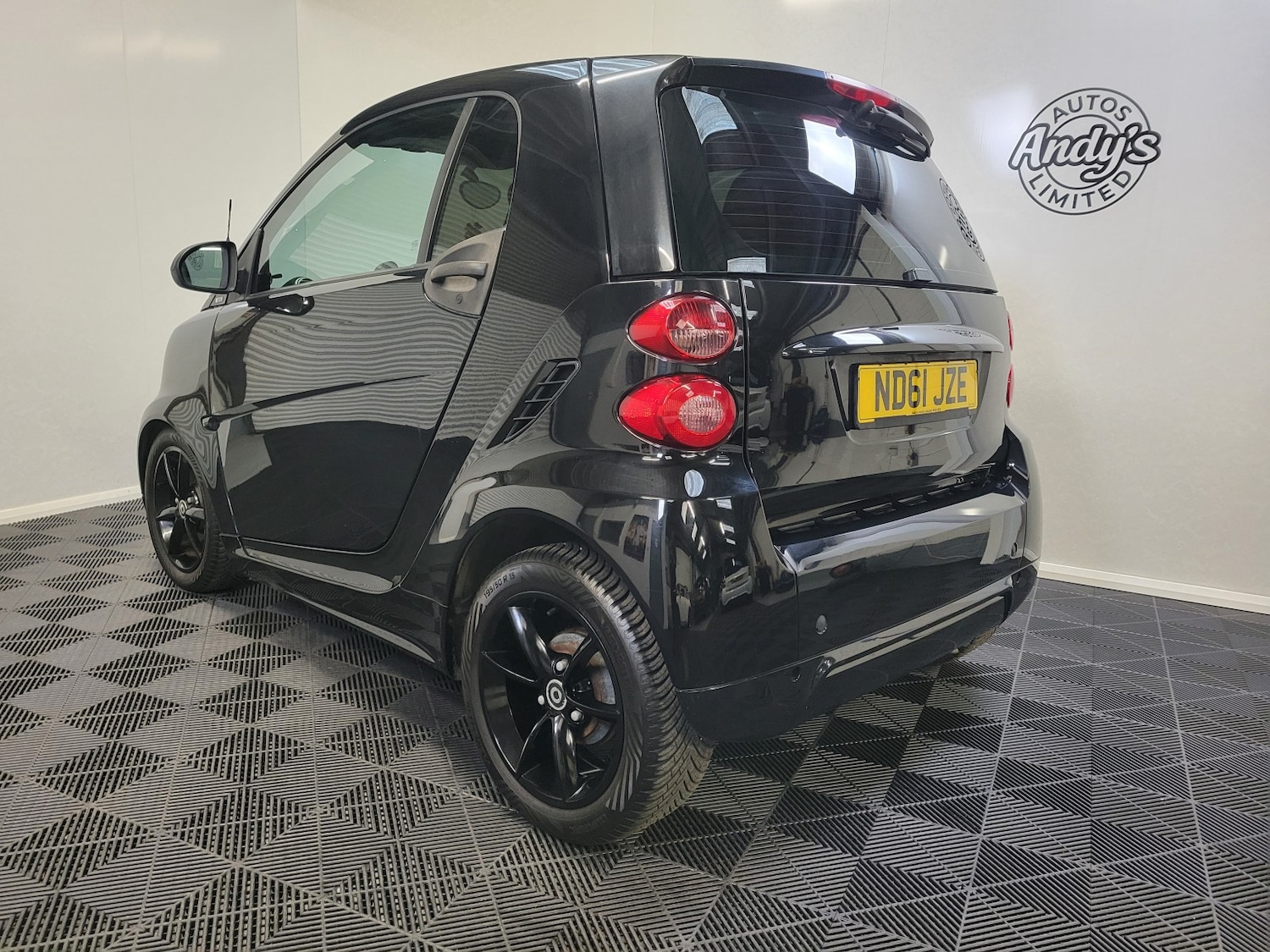 Used smart fortwo 2011 for sale - 77483696: Photo 16