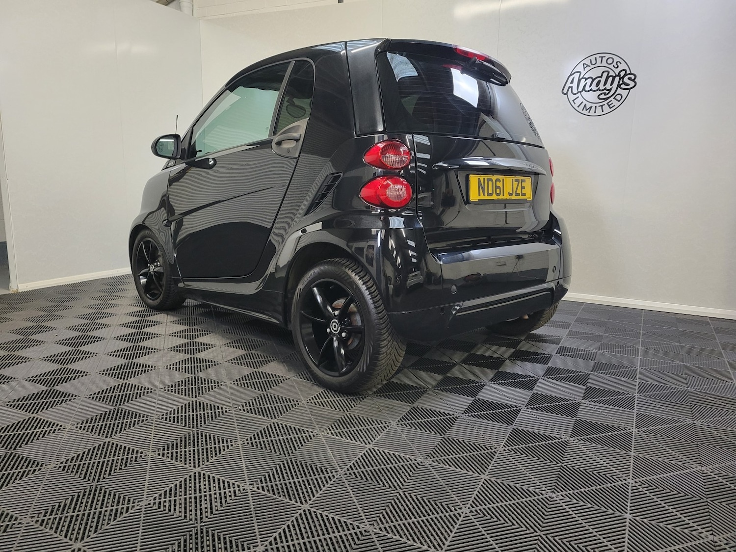 Used smart fortwo 2011 for sale - 77483696: Photo 17