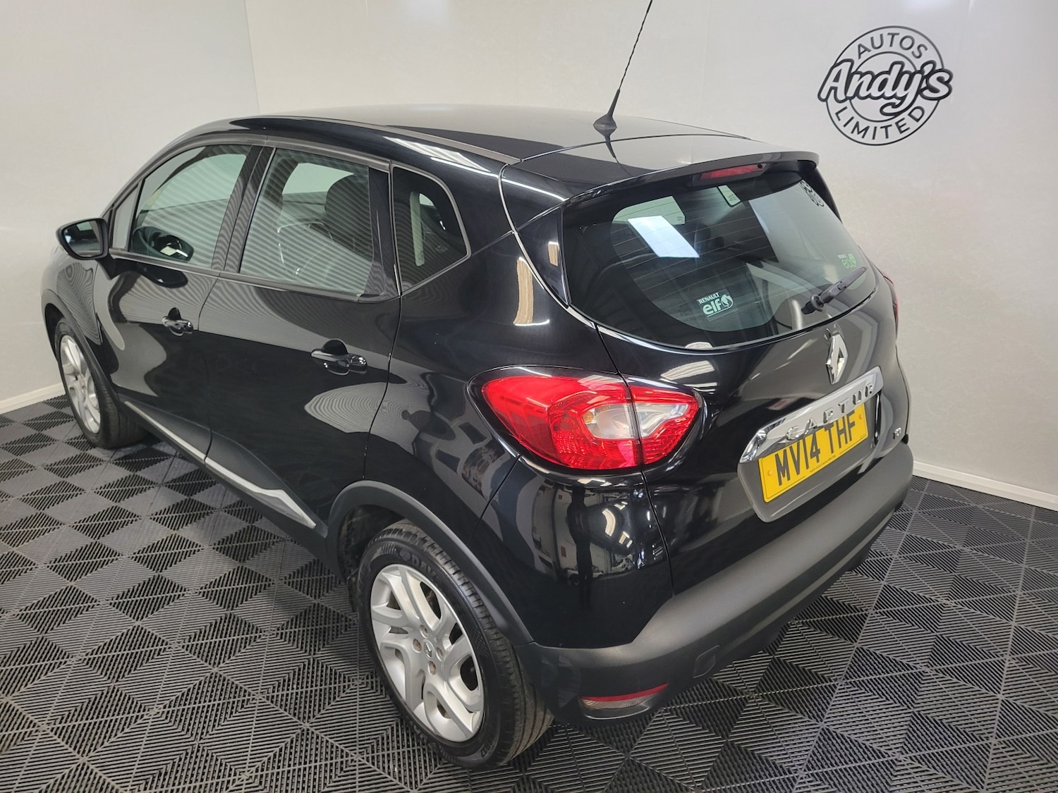 Used Renault Captur 2014 for sale - 77792897: Photo 17