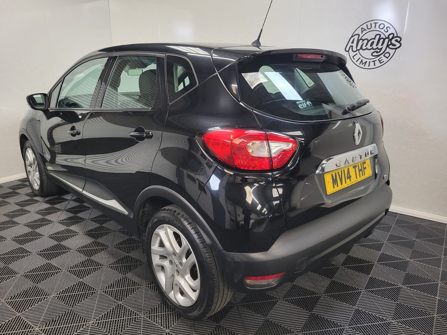 Used Renault Captur 2014 for sale - 77792897: Photo 19