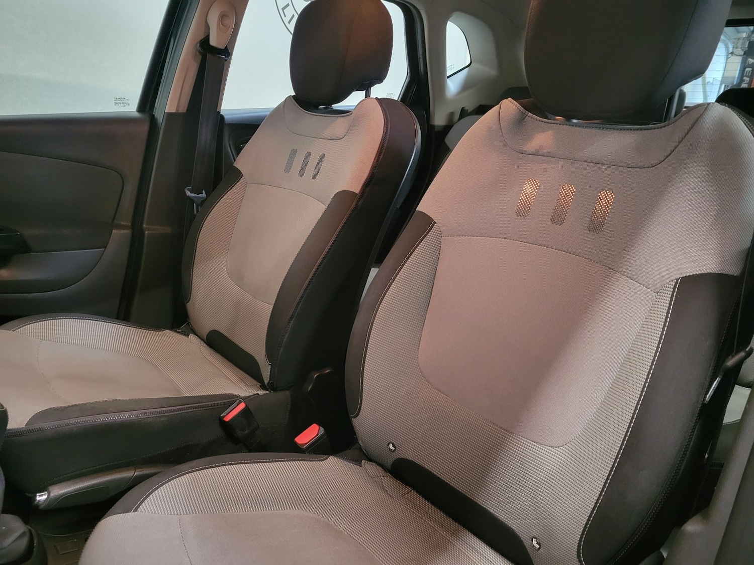 Used Renault Captur 2014 for sale - 77792897: Photo 40