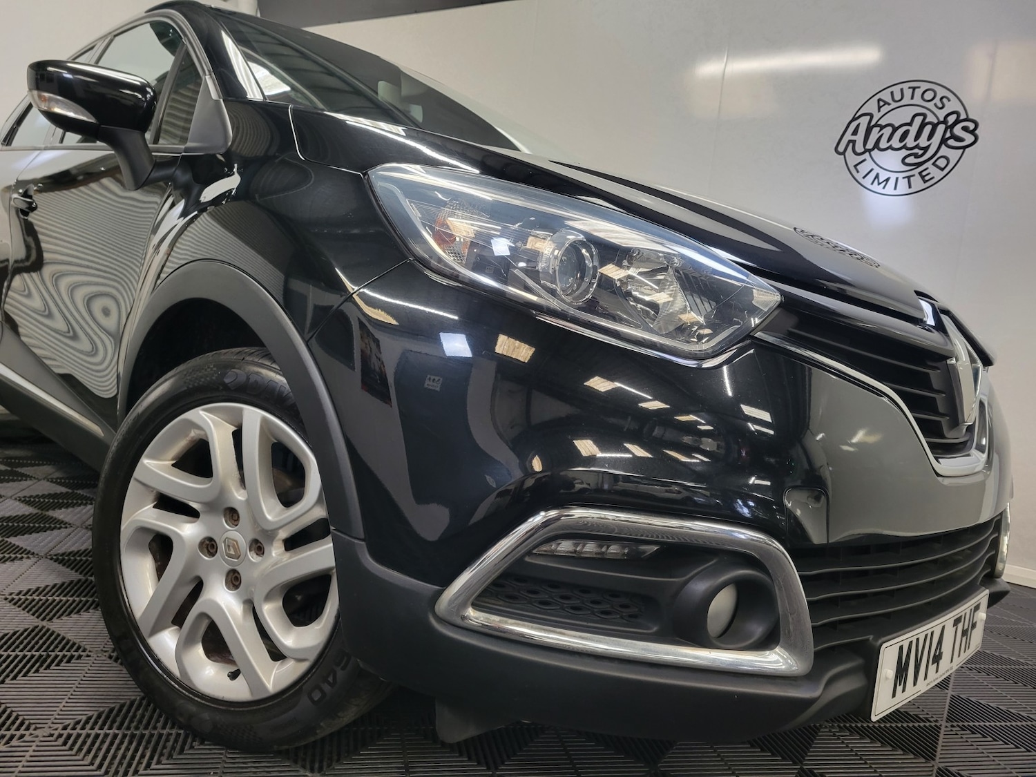 Used Renault Captur 2014 for sale - 77792897: Photo 5