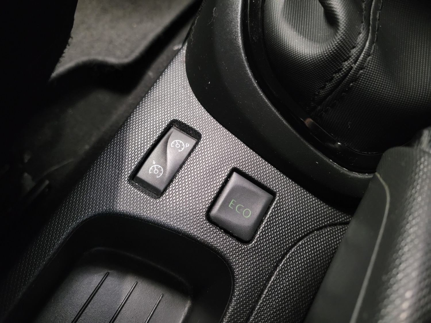 Used Renault Captur 2014 for sale - 76974338: Photo 56