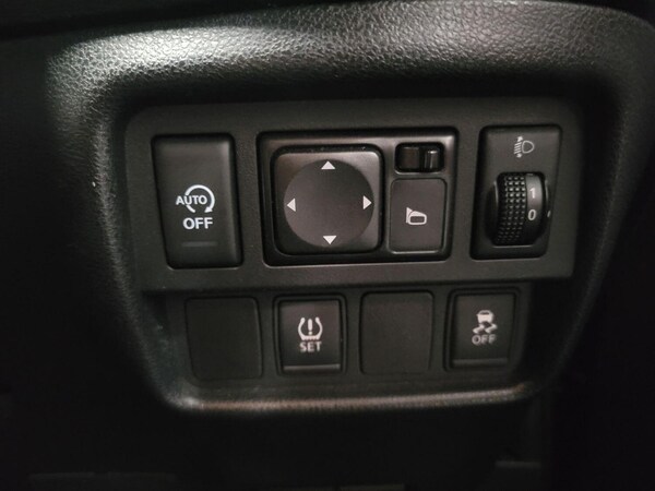 Used Nissan Juke 2014 for sale - 74858950: Photo 19