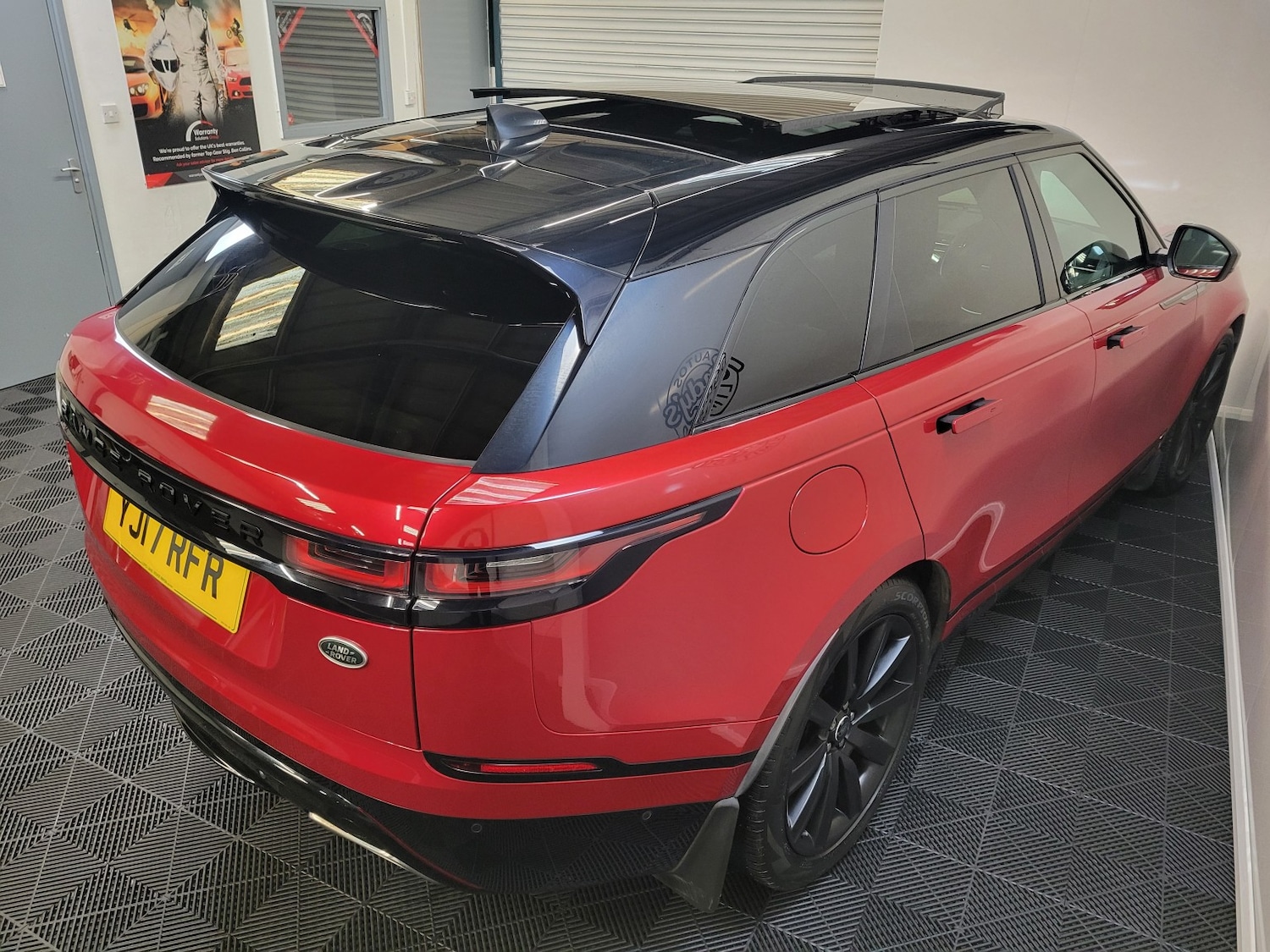 Used Land Rover Range Rover Velar 2017 for sale - 77053700: Photo 29