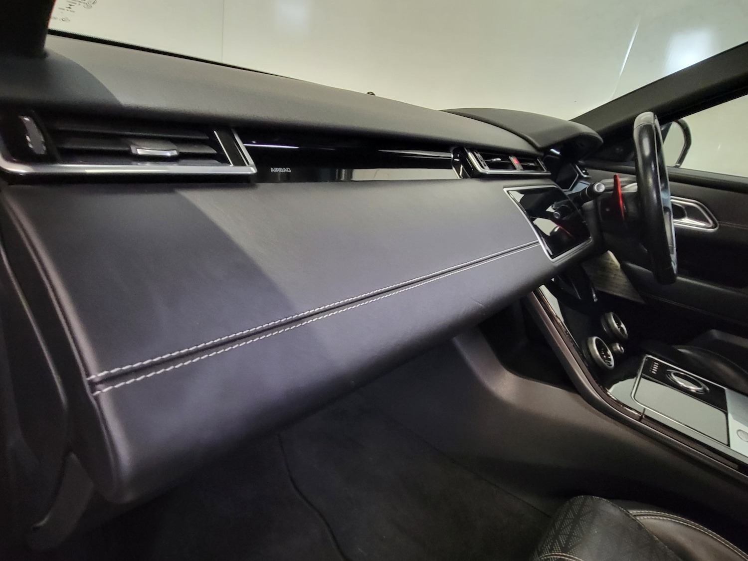 Used Land Rover Range Rover Velar 2017 for sale - 77053700: Photo 60