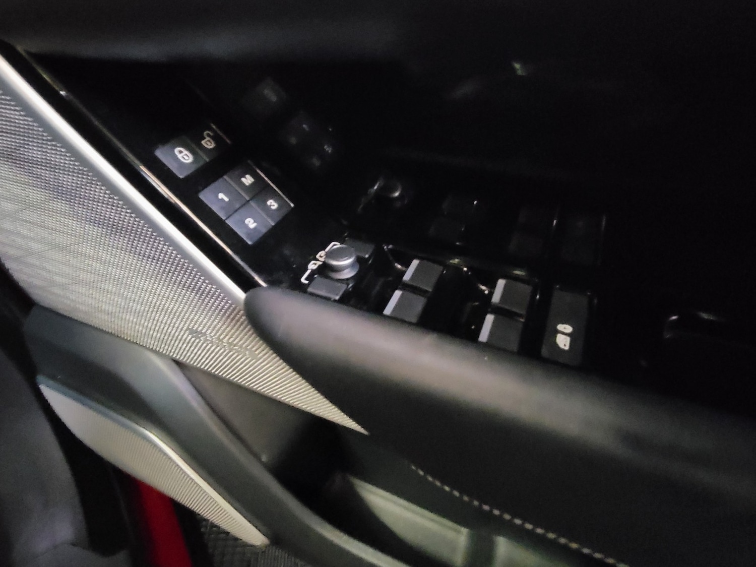 Used Land Rover Range Rover Velar 2017 for sale - 77053700: Photo 64