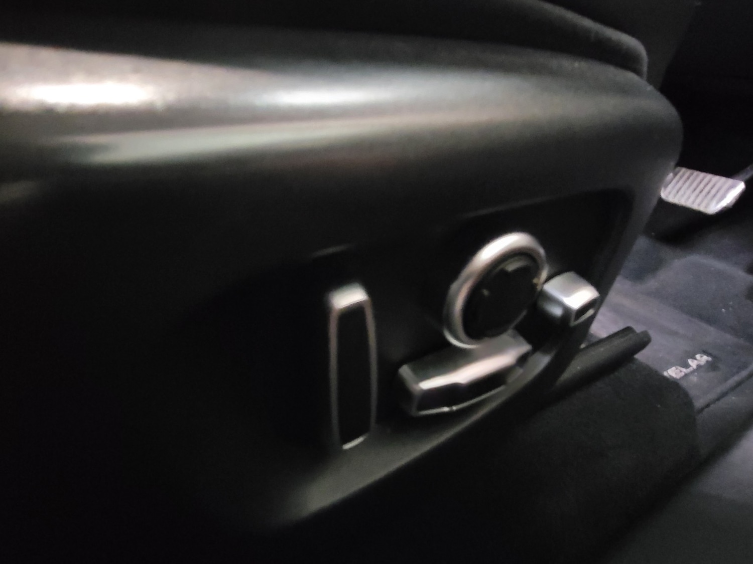 Used Land Rover Range Rover Velar 2017 for sale - 77053700: Photo 65