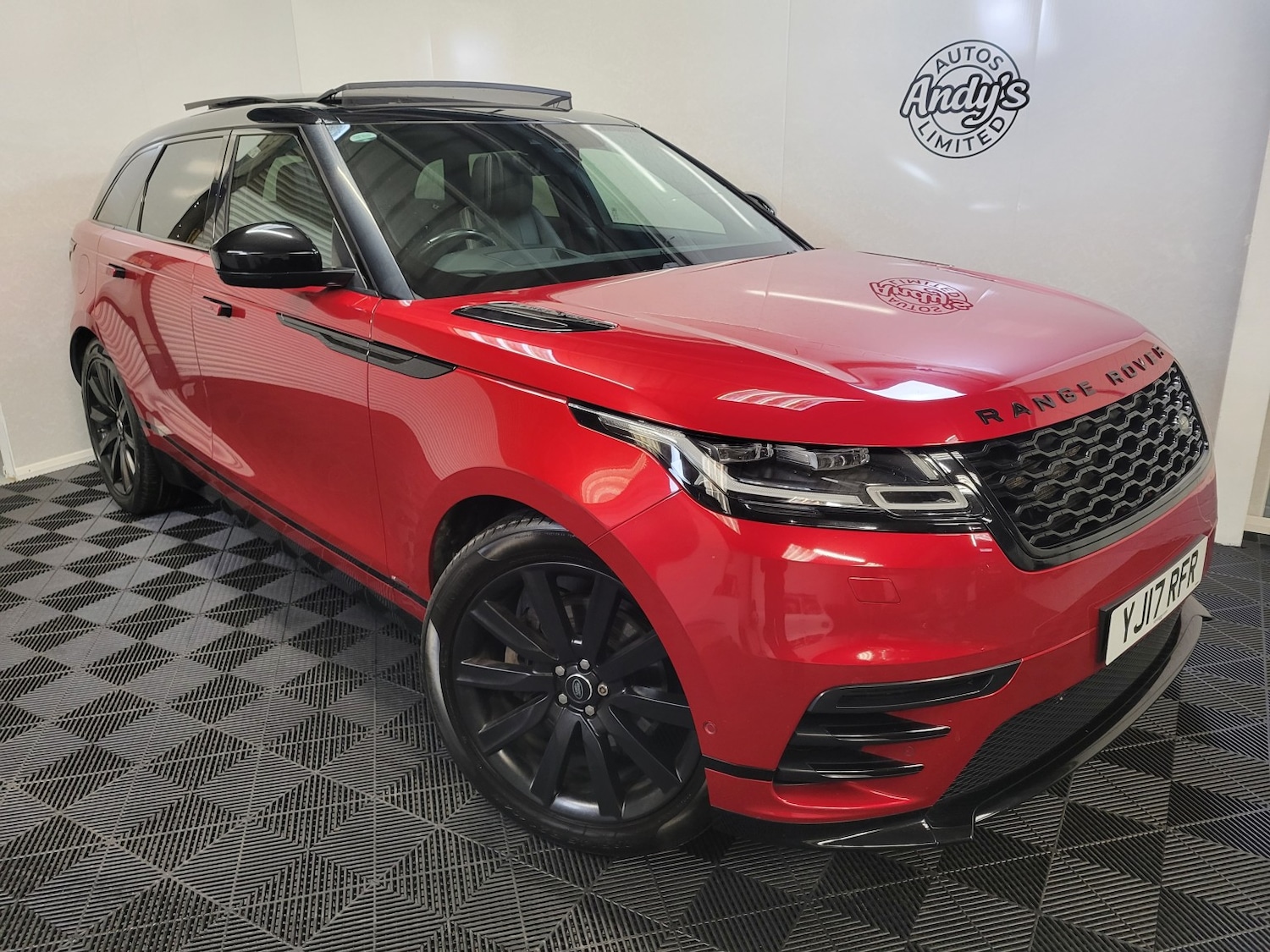 Used Land Rover Range Rover Velar 2017 for sale - 77053700: Photo 9