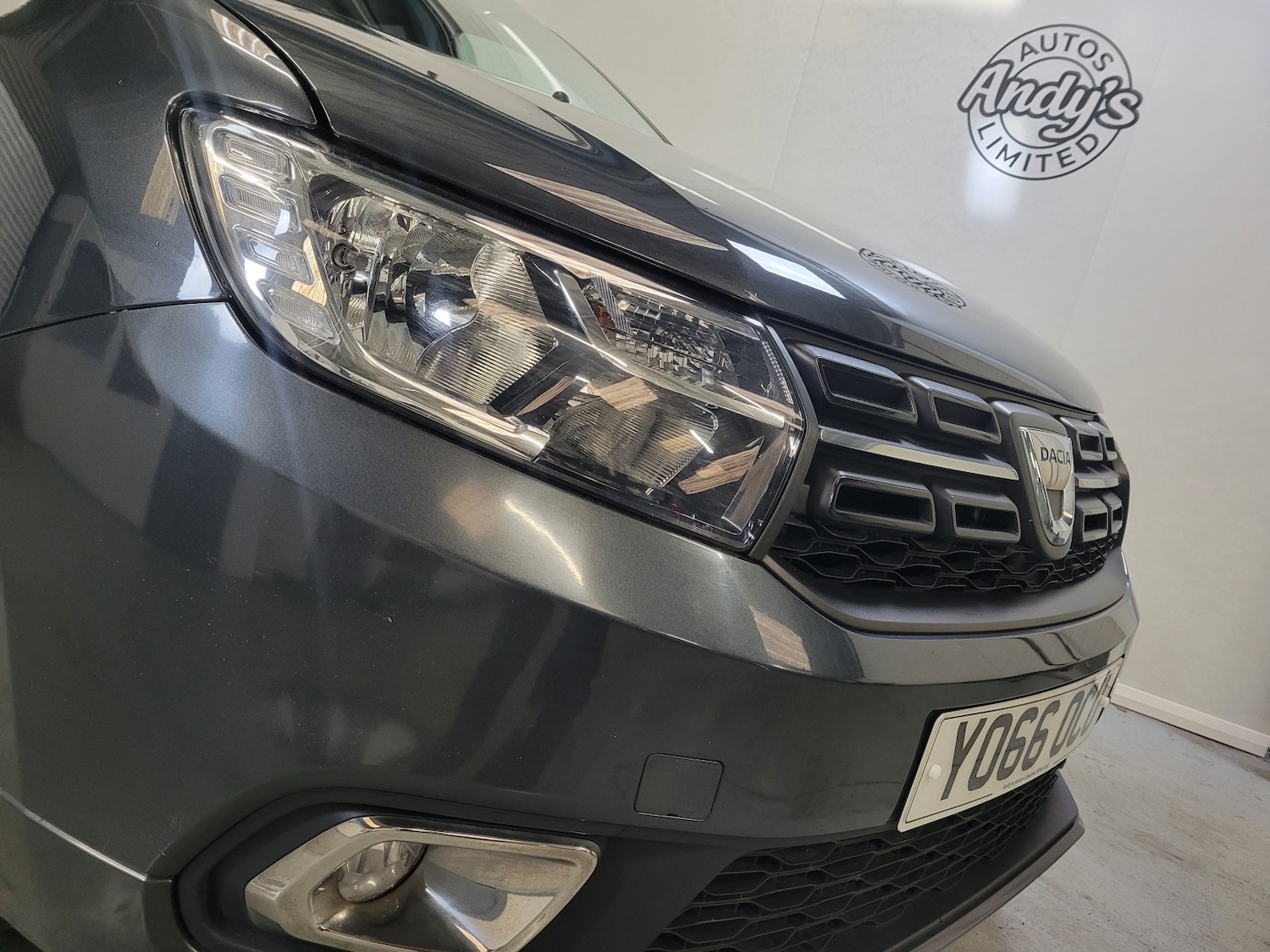 Used Dacia Sandero 2017 for sale - 76397025: Photo 11