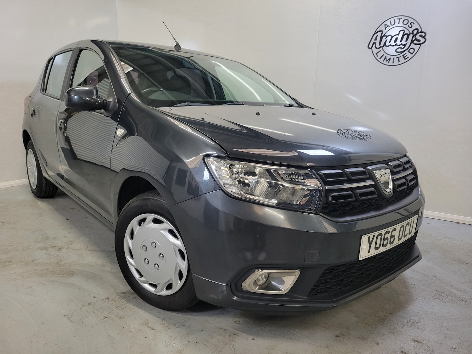 Used Dacia Sandero 2017 for sale - 76397025: Photo 3