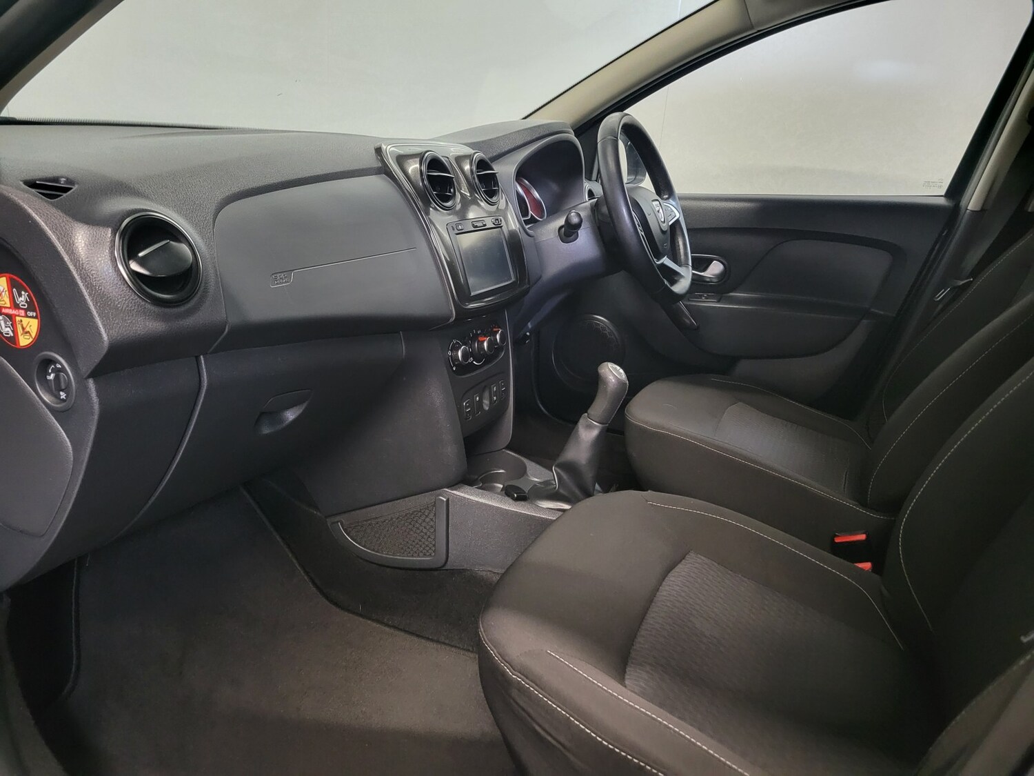 Used Dacia Sandero 2017 for sale - 76397025: Photo 40