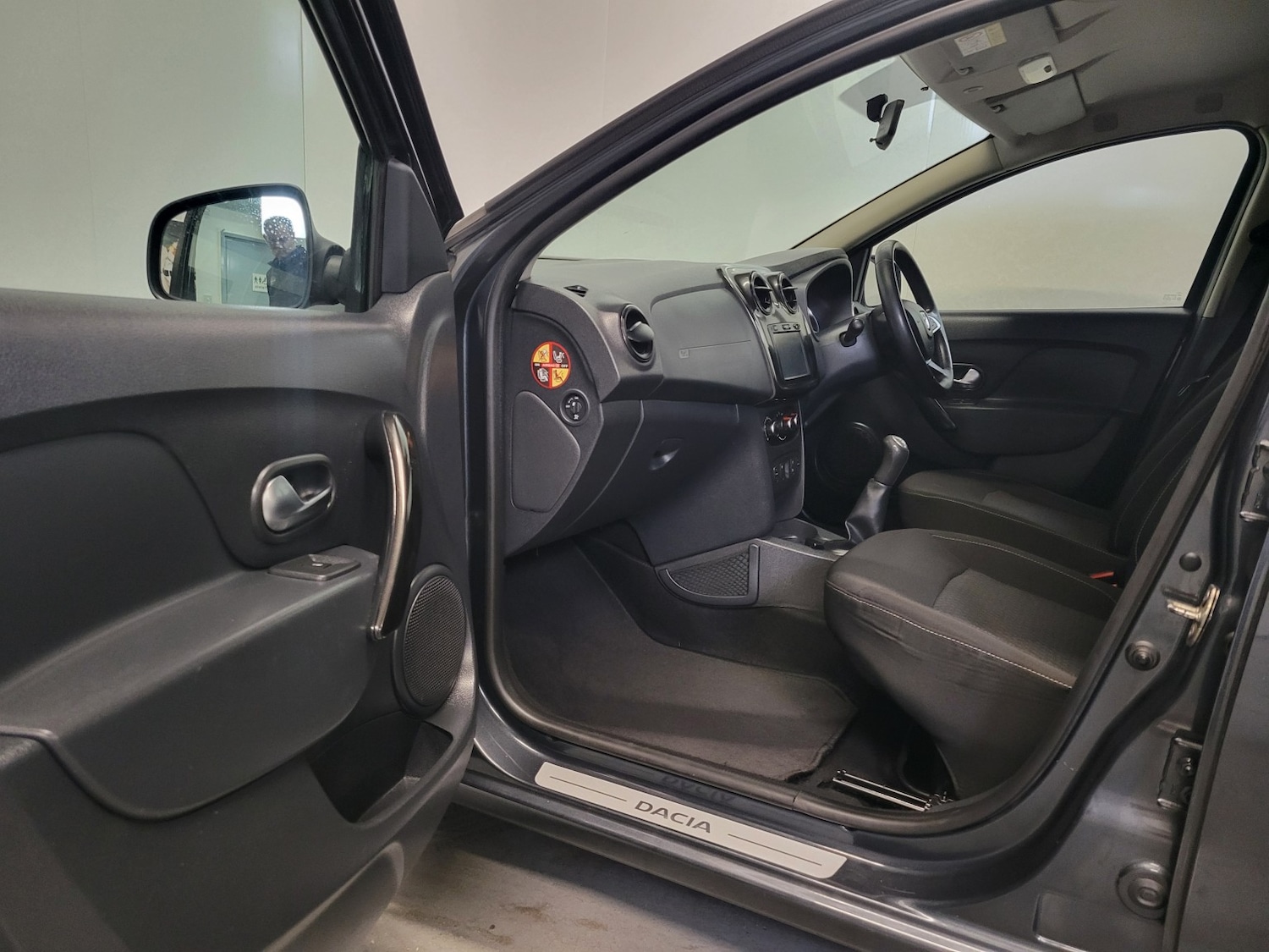 Used Dacia Sandero 2017 for sale - 76397025: Photo 41