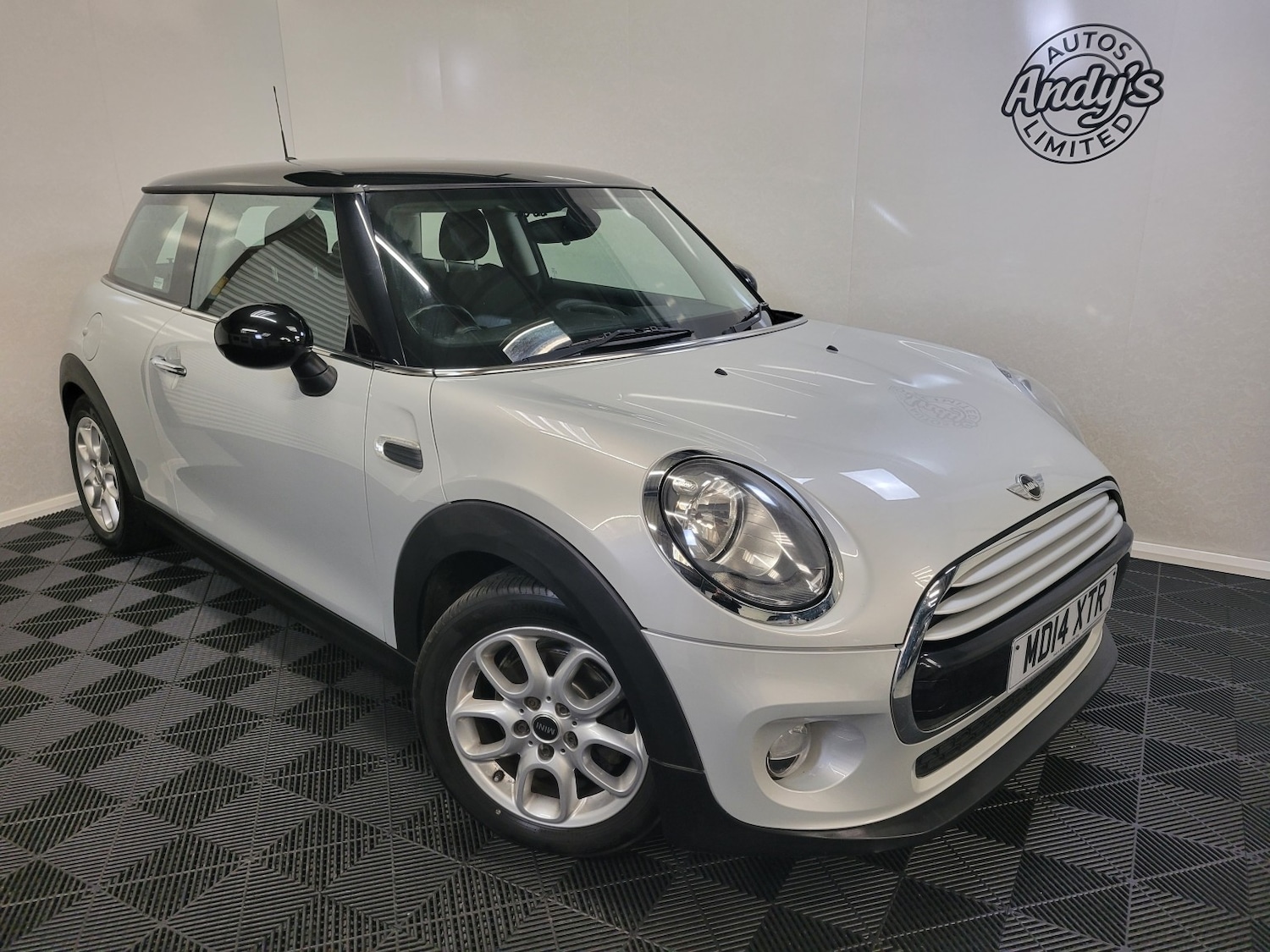 Used MINI Hatch 2014 for sale - 76896883: Photo 1
