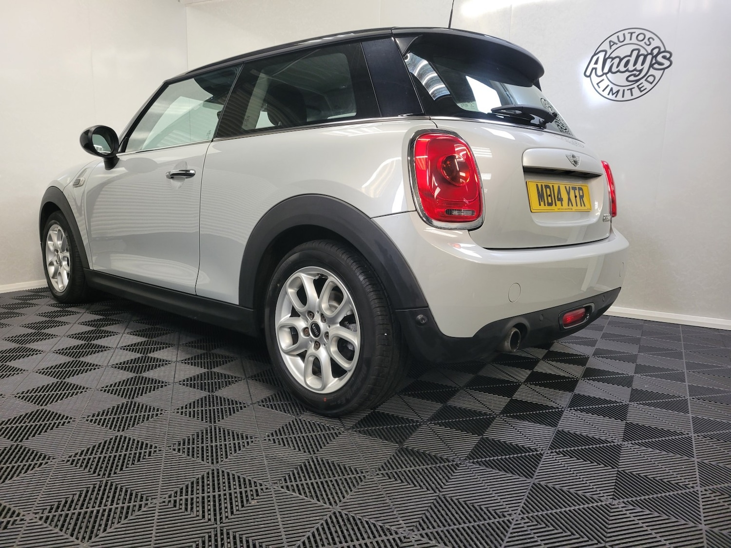 Used MINI Hatch 2014 for sale - 76896883: Photo 24