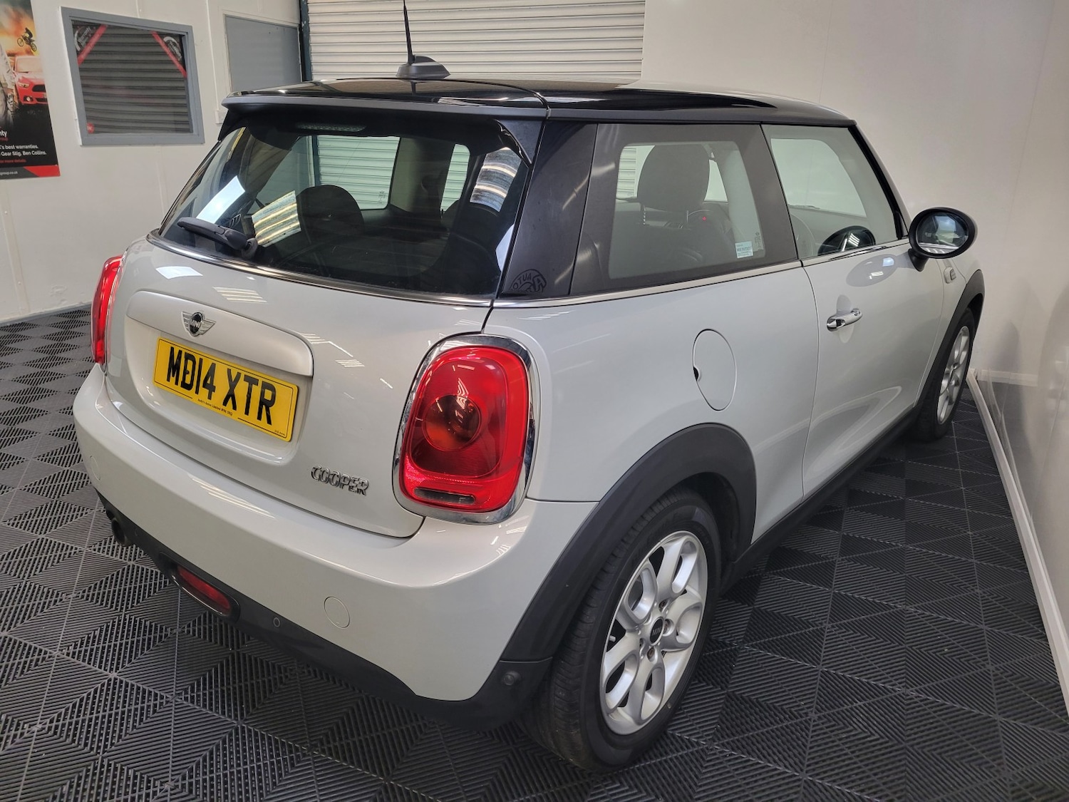 Used MINI Hatch 2014 for sale - 76896883: Photo 27