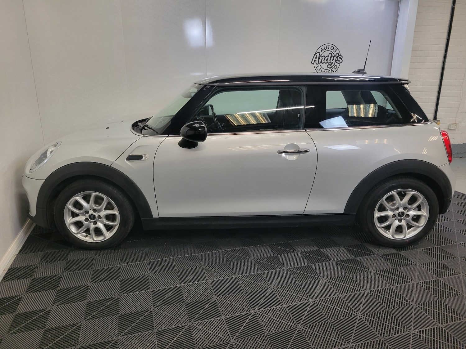 Used MINI Hatch 2014 for sale - 76896883: Photo 35