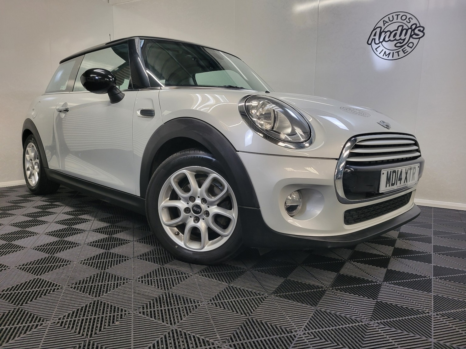 Used MINI Hatch 2014 for sale - 76896883: Photo 4