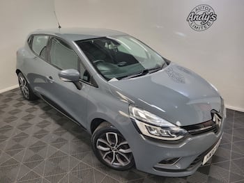 Used Renault Clio 2018 for sale - 79830385: Photo