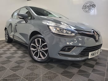Used Renault Clio 2018 for sale - 79830385: Photo