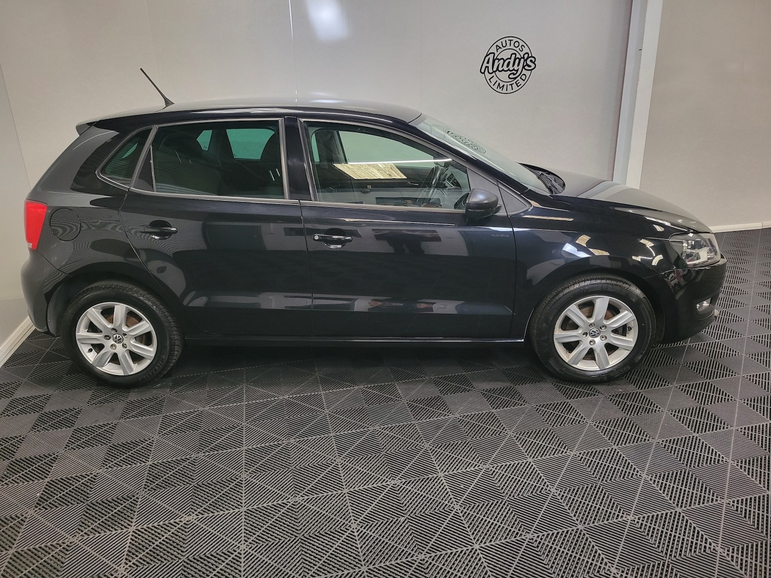 Used Volkswagen Polo 2013 for sale - 77897788: Photo 13