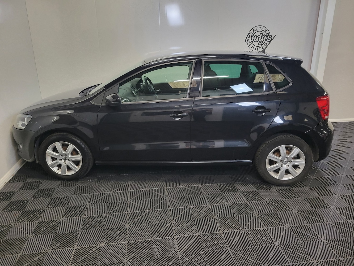 Used Volkswagen Polo 2013 for sale - 77897788: Photo 25
