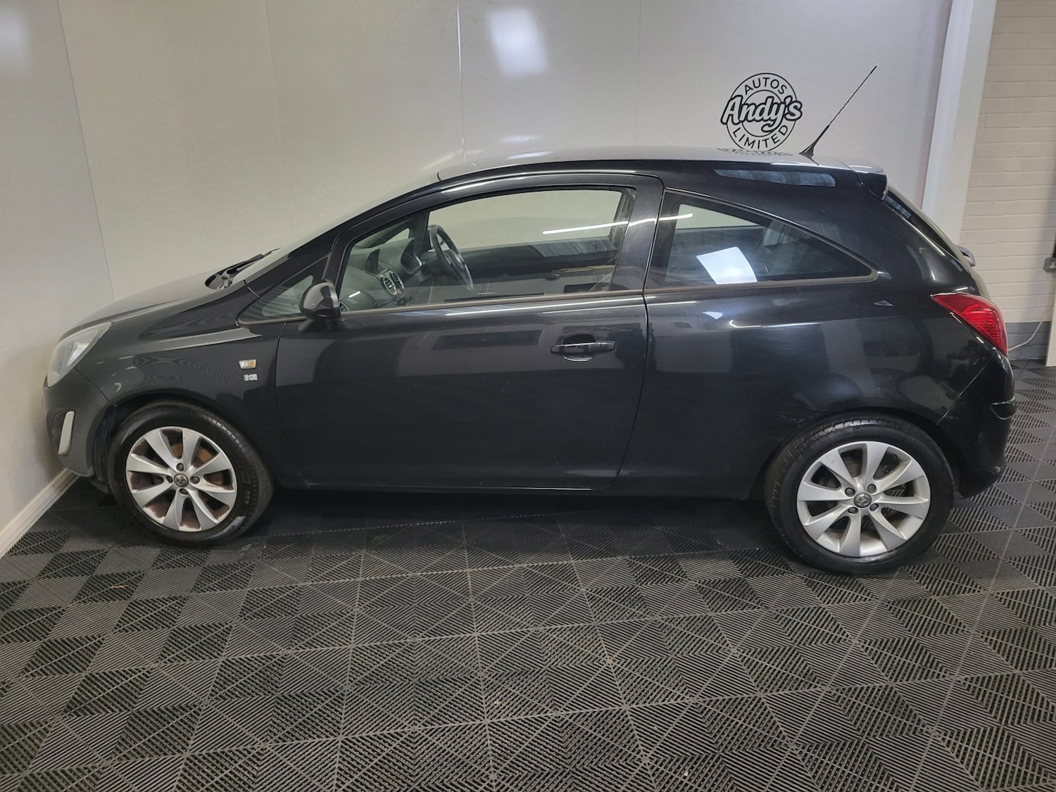 Used Vauxhall Corsa 2014 for sale - 77377764: Photo 12