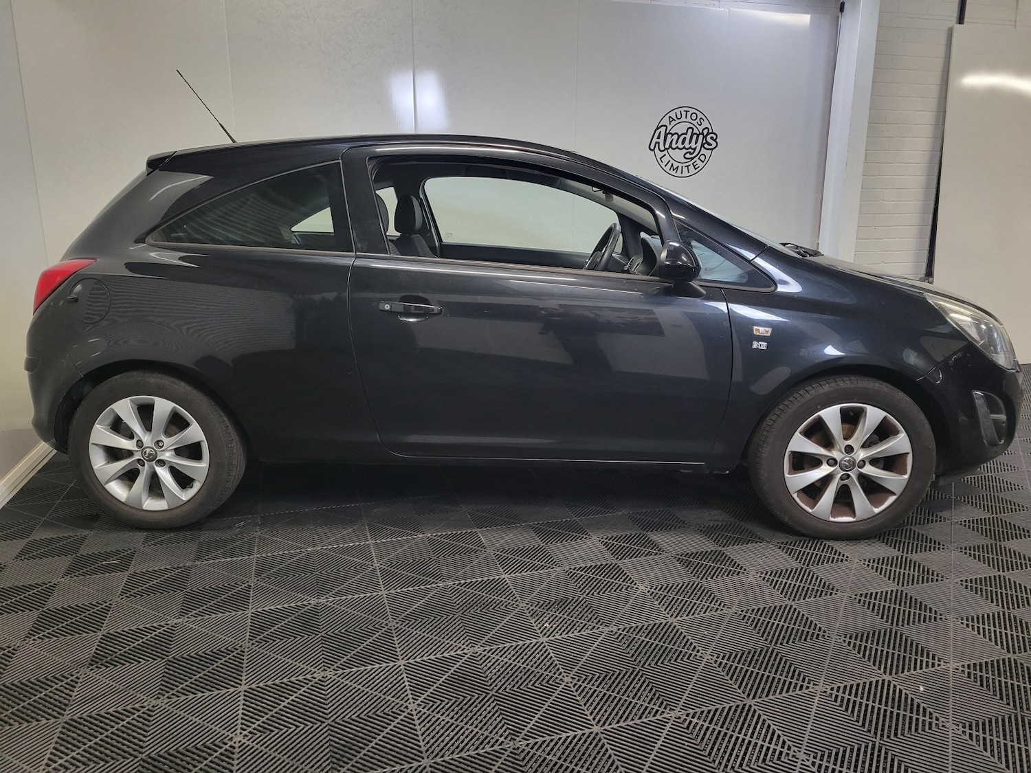 Used Vauxhall Corsa 2014 for sale - 77377764: Photo 15