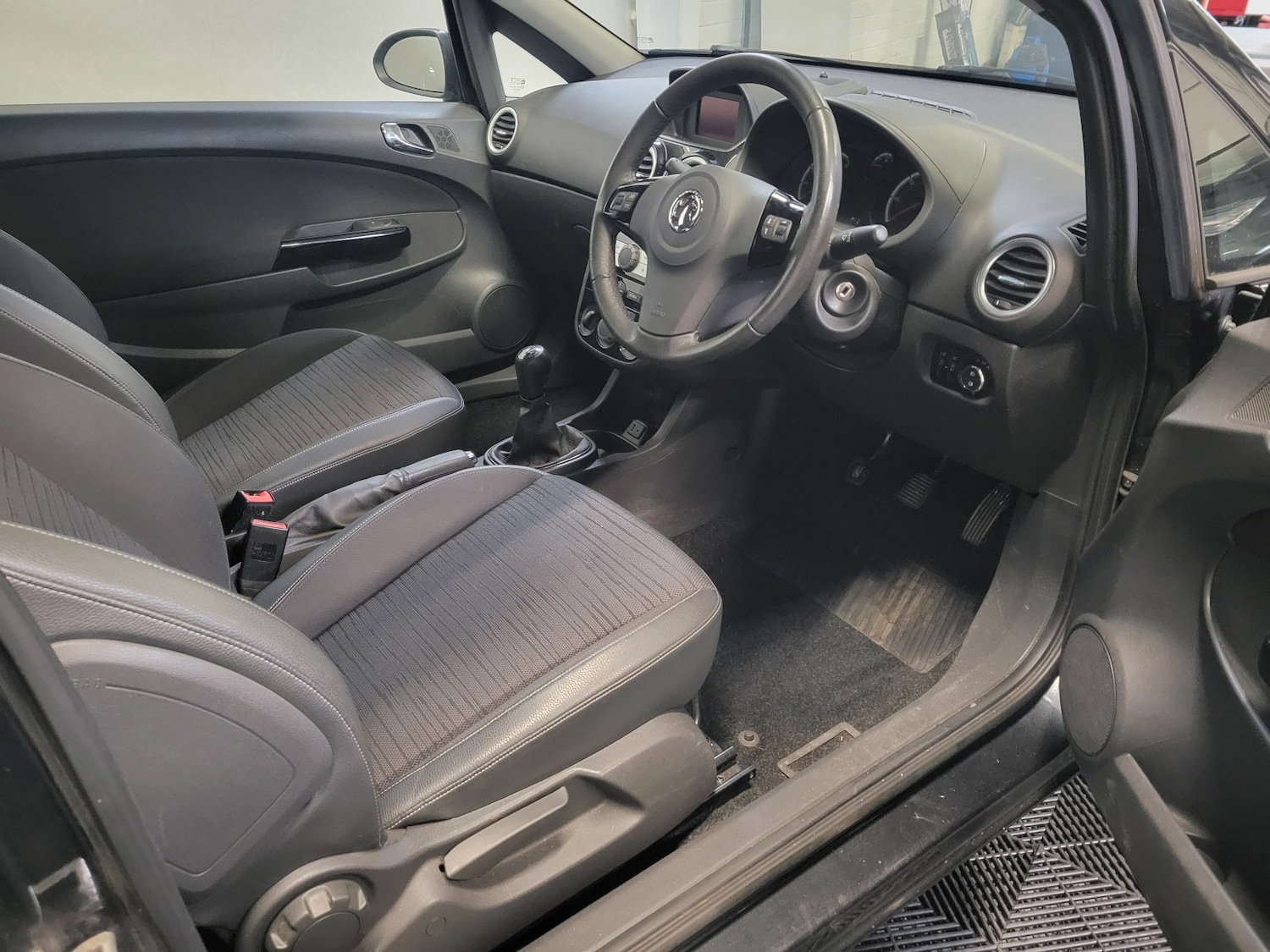 Used Vauxhall Corsa 2014 for sale - 77377764: Photo 29