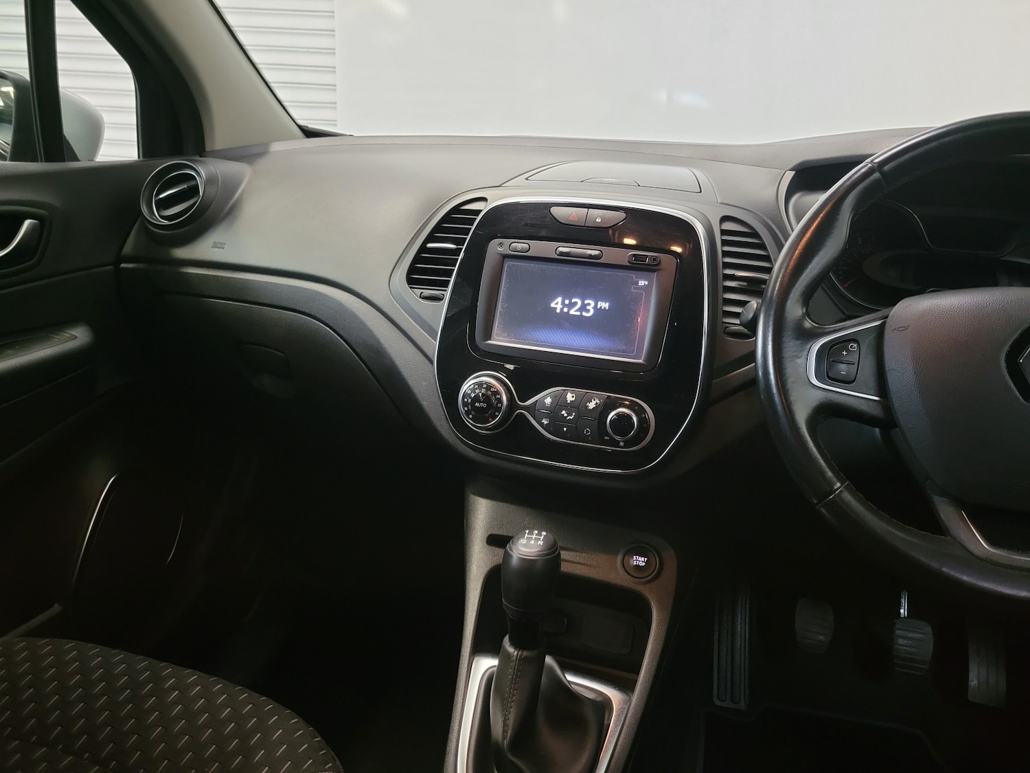 Used Renault Captur 2018 for sale - 76126355: Photo 13