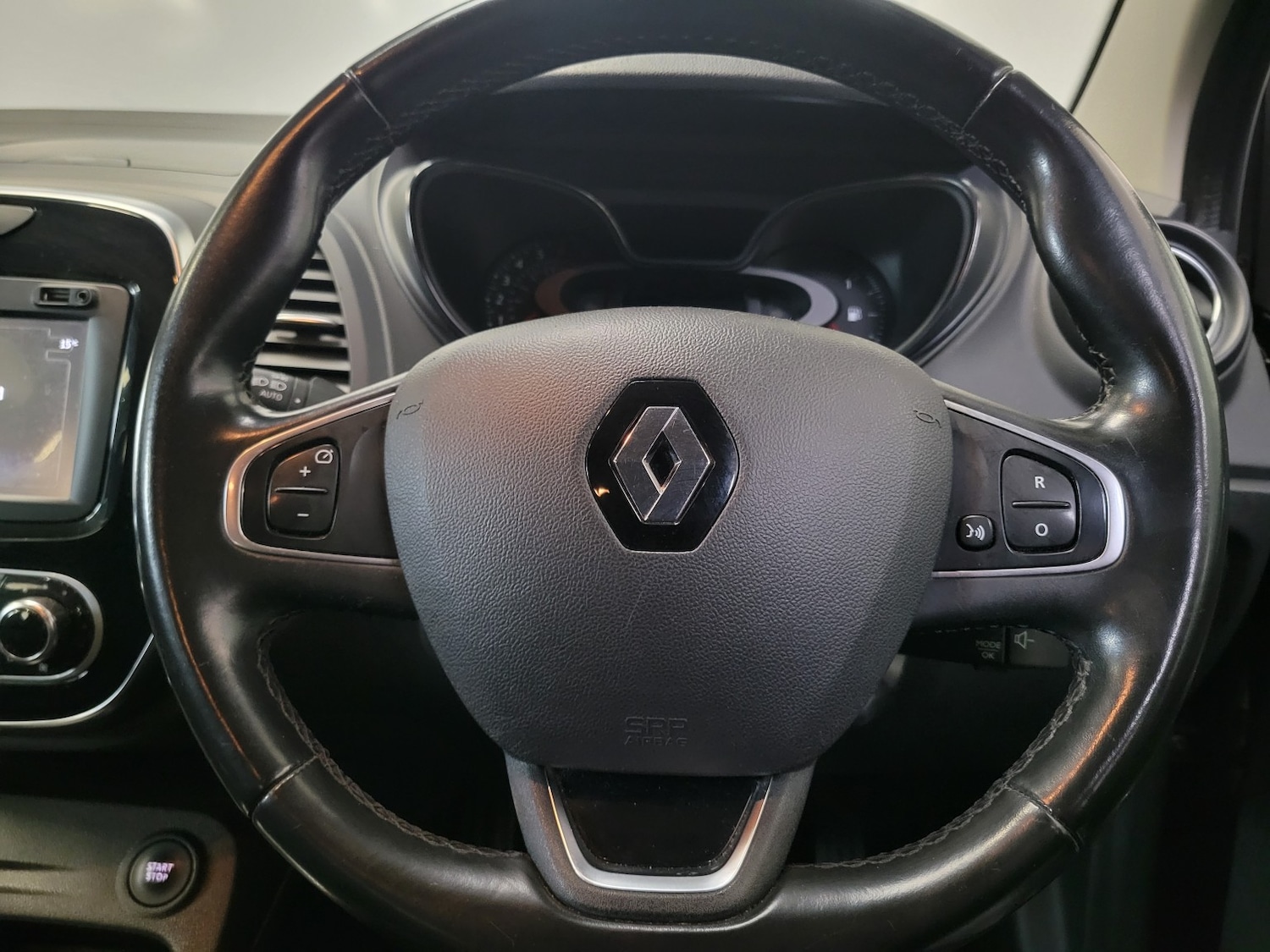 Used Renault Captur 2018 for sale - 76126355: Photo 26