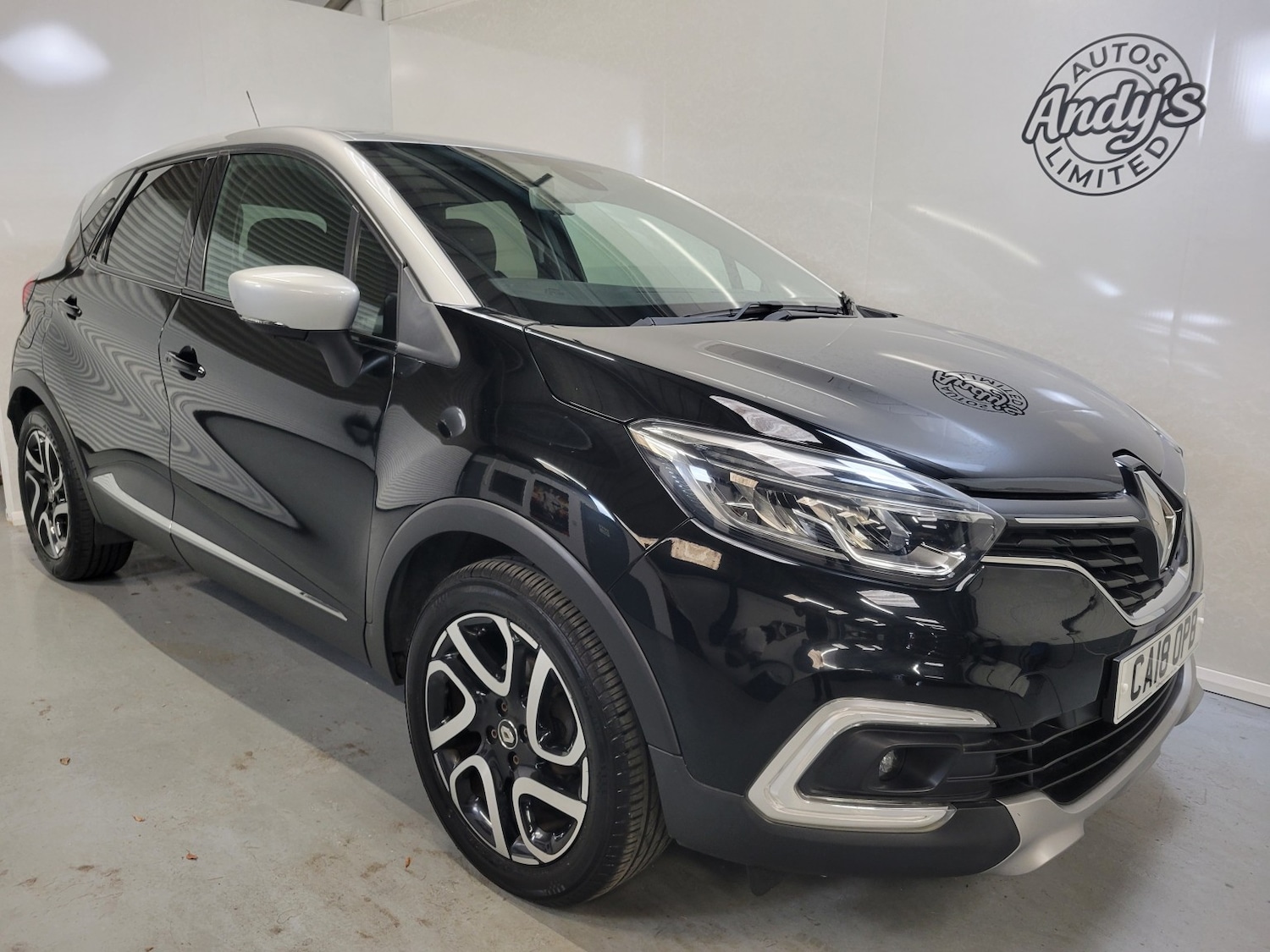 Used Renault Captur 2018 for sale - 76126355: Photo 43