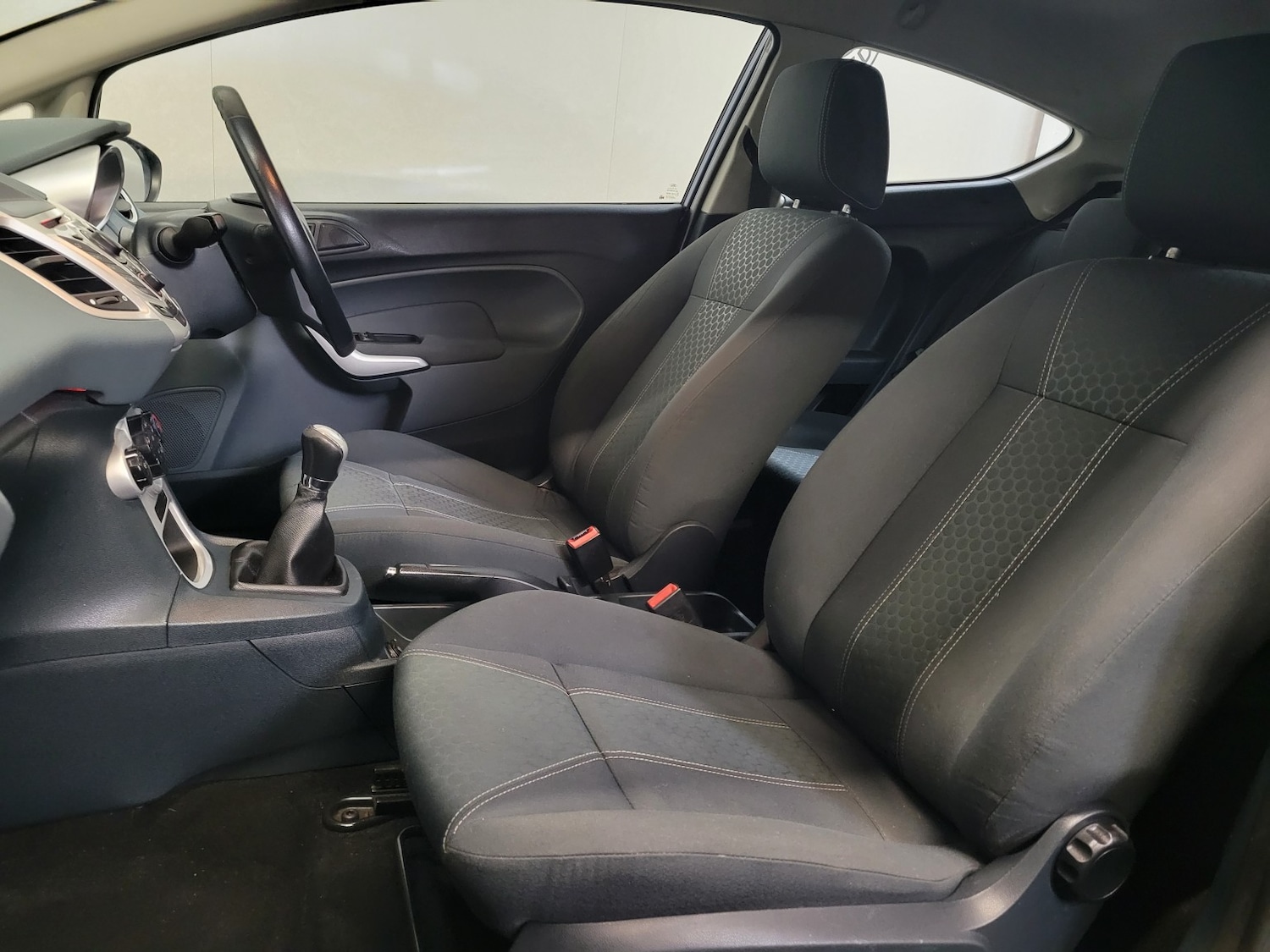 Used Ford Fiesta 2008 for sale - 77237103: Photo 40