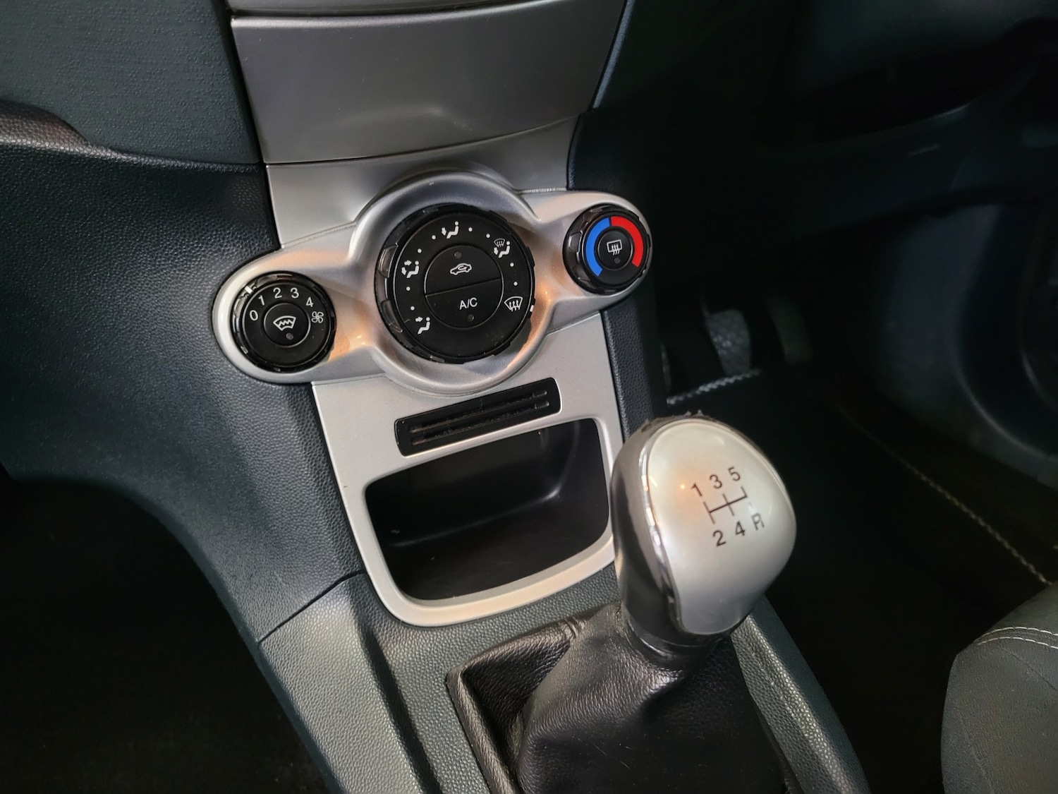 Used Ford Fiesta 2008 for sale - 77237103: Photo 43