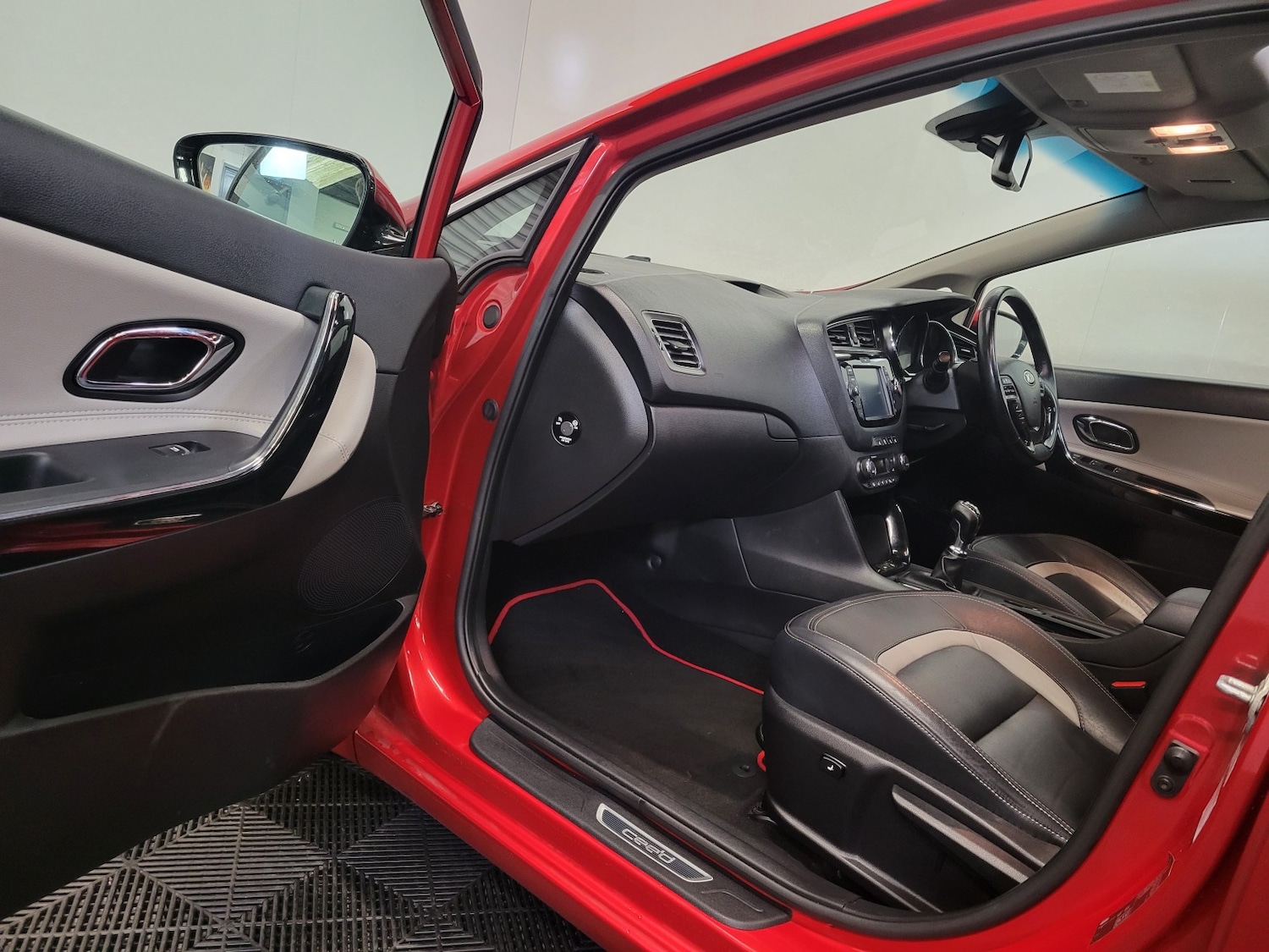 Used Kia Ceed 2017 for sale - 77742900: Photo 36