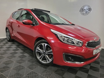 Used Kia Ceed 2017 for sale - 77742900: Photo