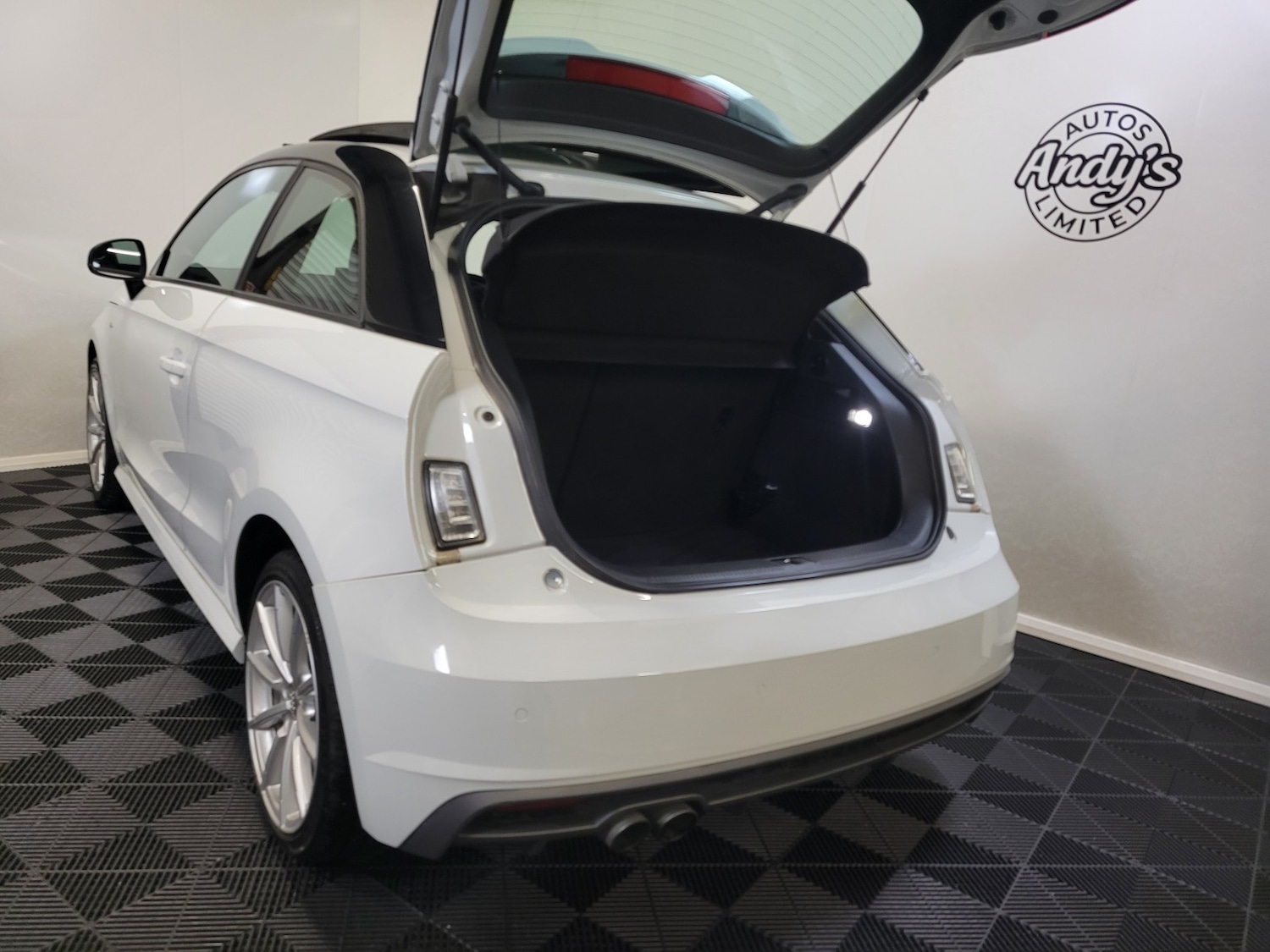 Used Audi A1 2015 for sale - 76734795: Photo 43