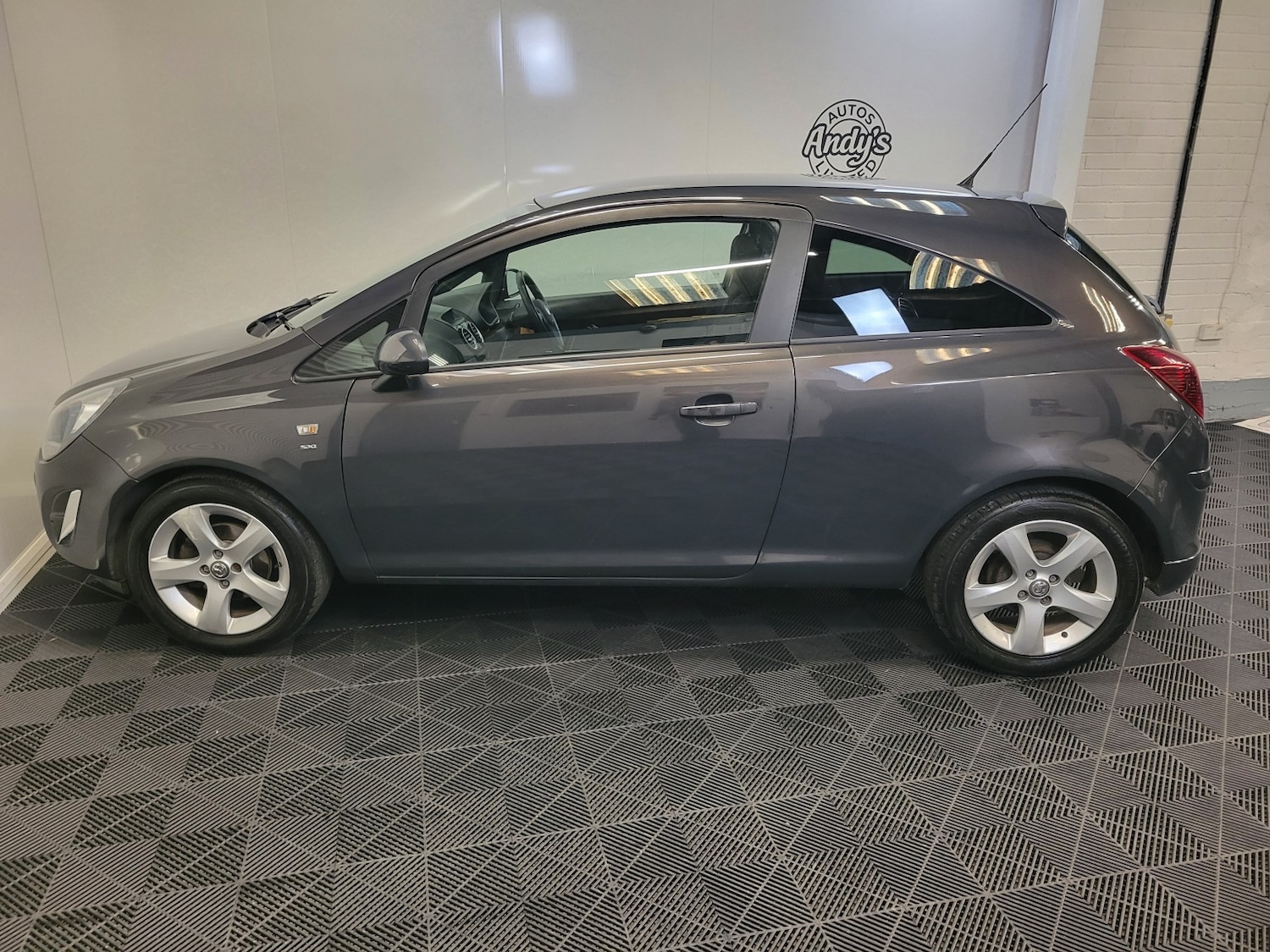 Used Vauxhall Corsa 2014 for sale - 77107610: Photo 31