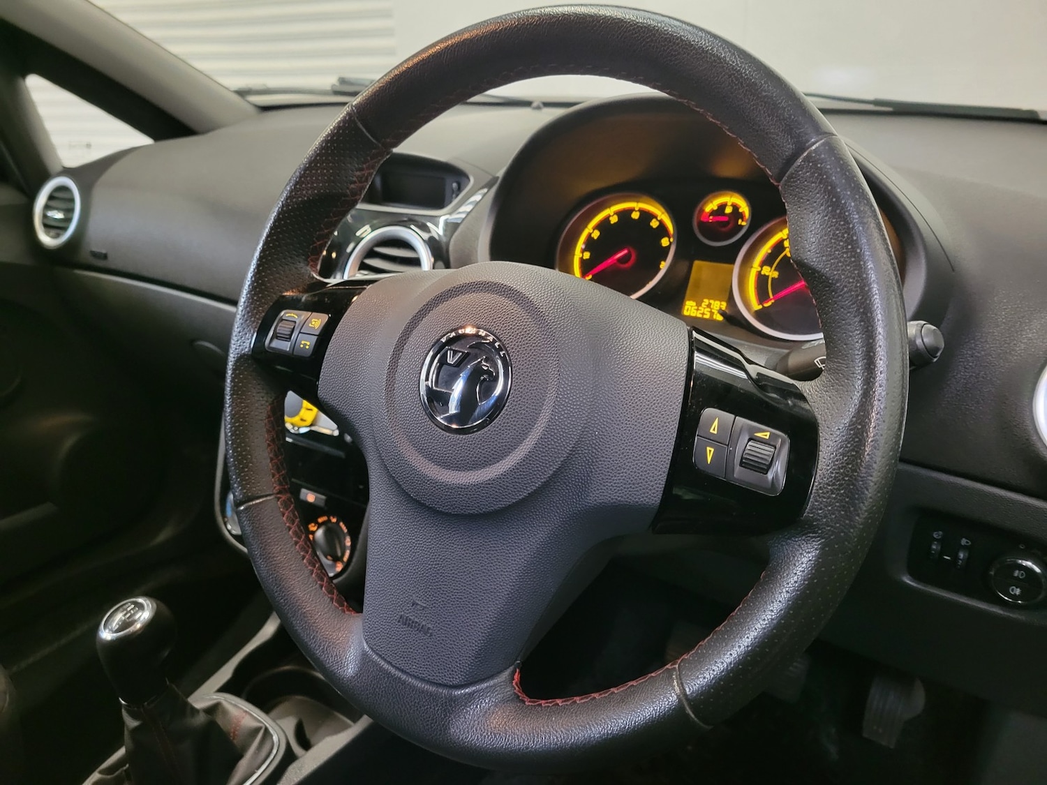 Used Vauxhall Corsa 2014 for sale - 77107610: Photo 40