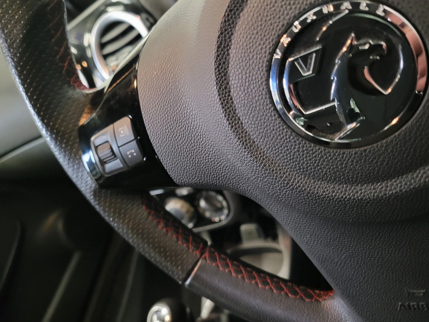 Used Vauxhall Corsa 2014 for sale - 77107610: Photo 45