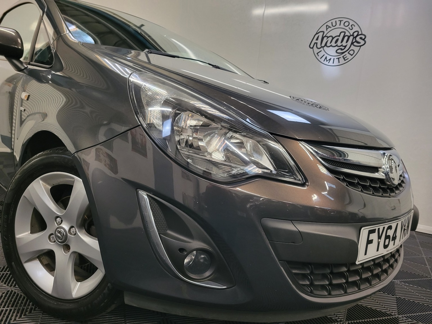 Used Vauxhall Corsa 2014 for sale - 77107610: Photo 5