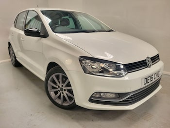 Used Volkswagen Polo 2015 for sale - 75694833: Photo