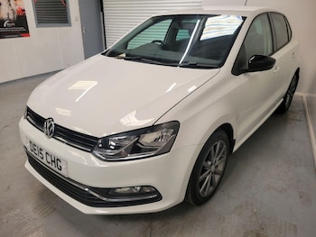 Used Volkswagen Polo 2015 for sale - 75694833: Photo
