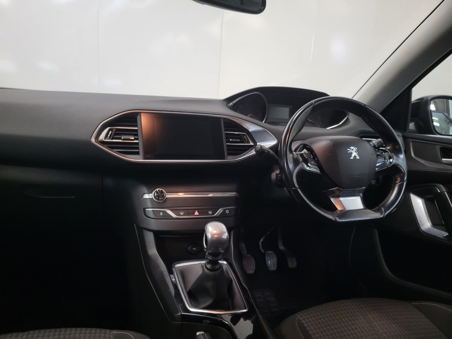 Used Peugeot 308 SW 2019 for sale - 76769536: Photo 15
