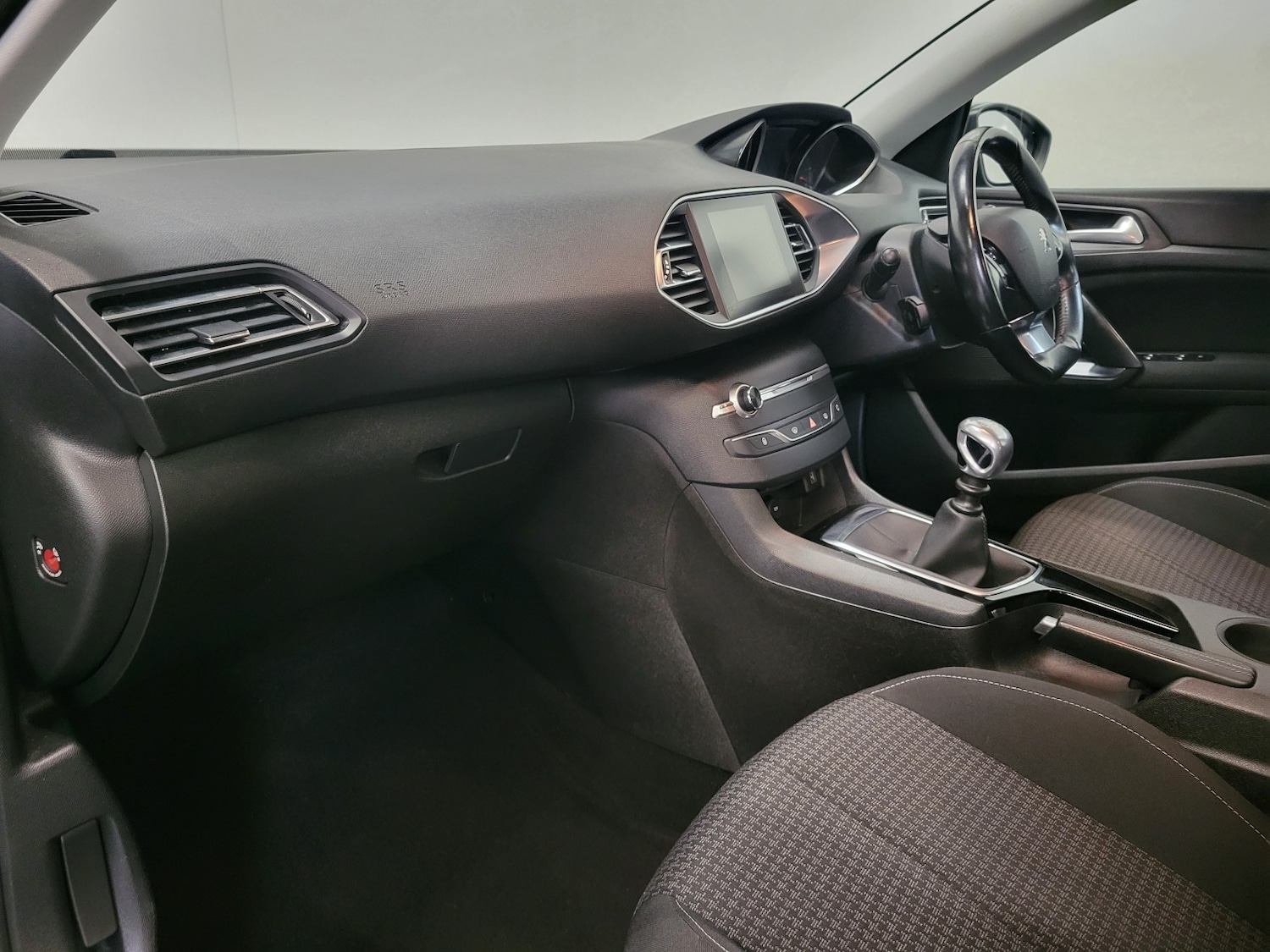 Used Peugeot 308 SW 2019 for sale - 76769536: Photo 20