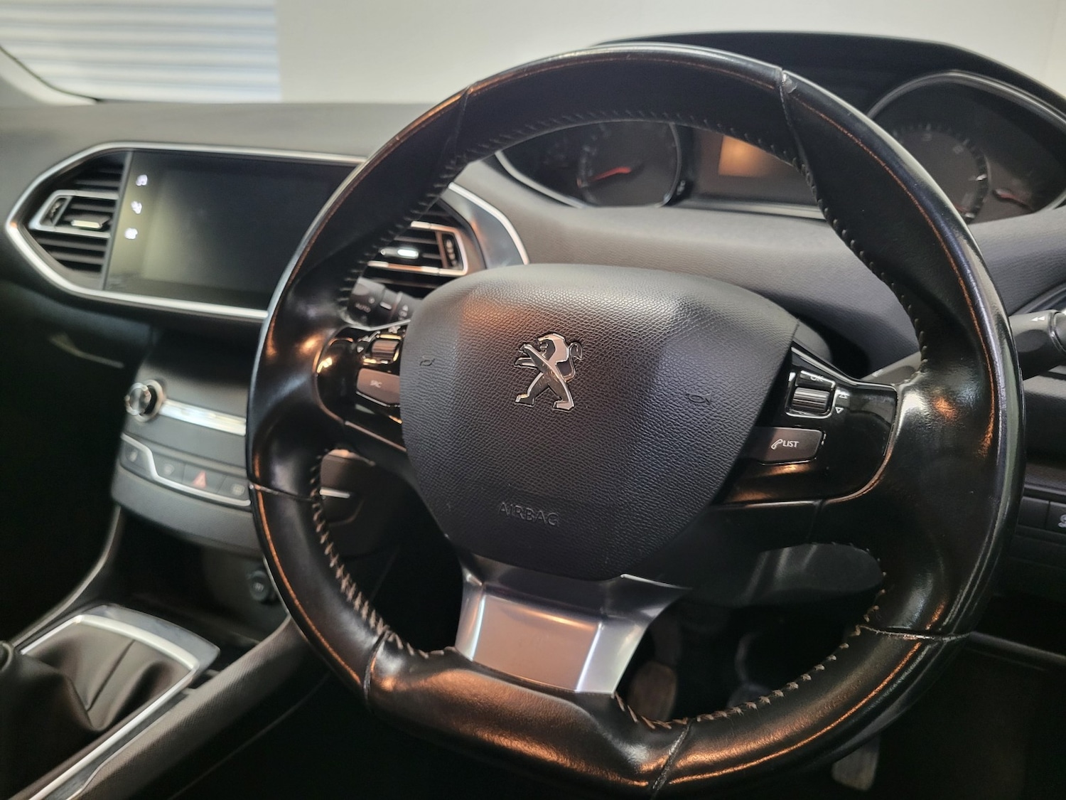 Used Peugeot 308 SW 2019 for sale - 76769536: Photo 22