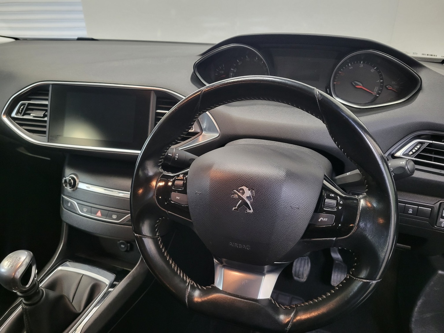 Used Peugeot 308 SW 2019 for sale - 76769536: Photo 23