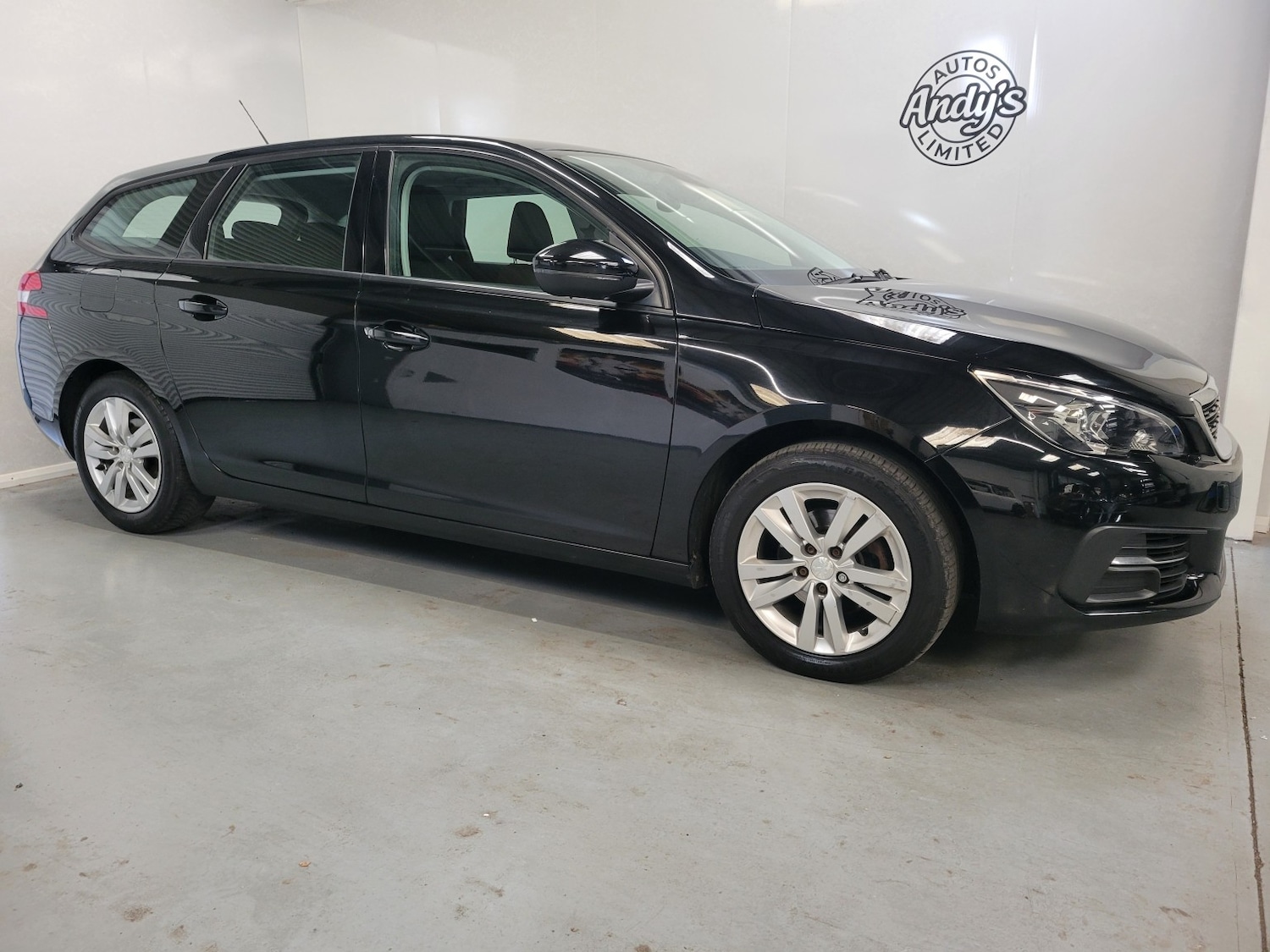 Used Peugeot 308 SW 2019 for sale - 76769536: Photo 35