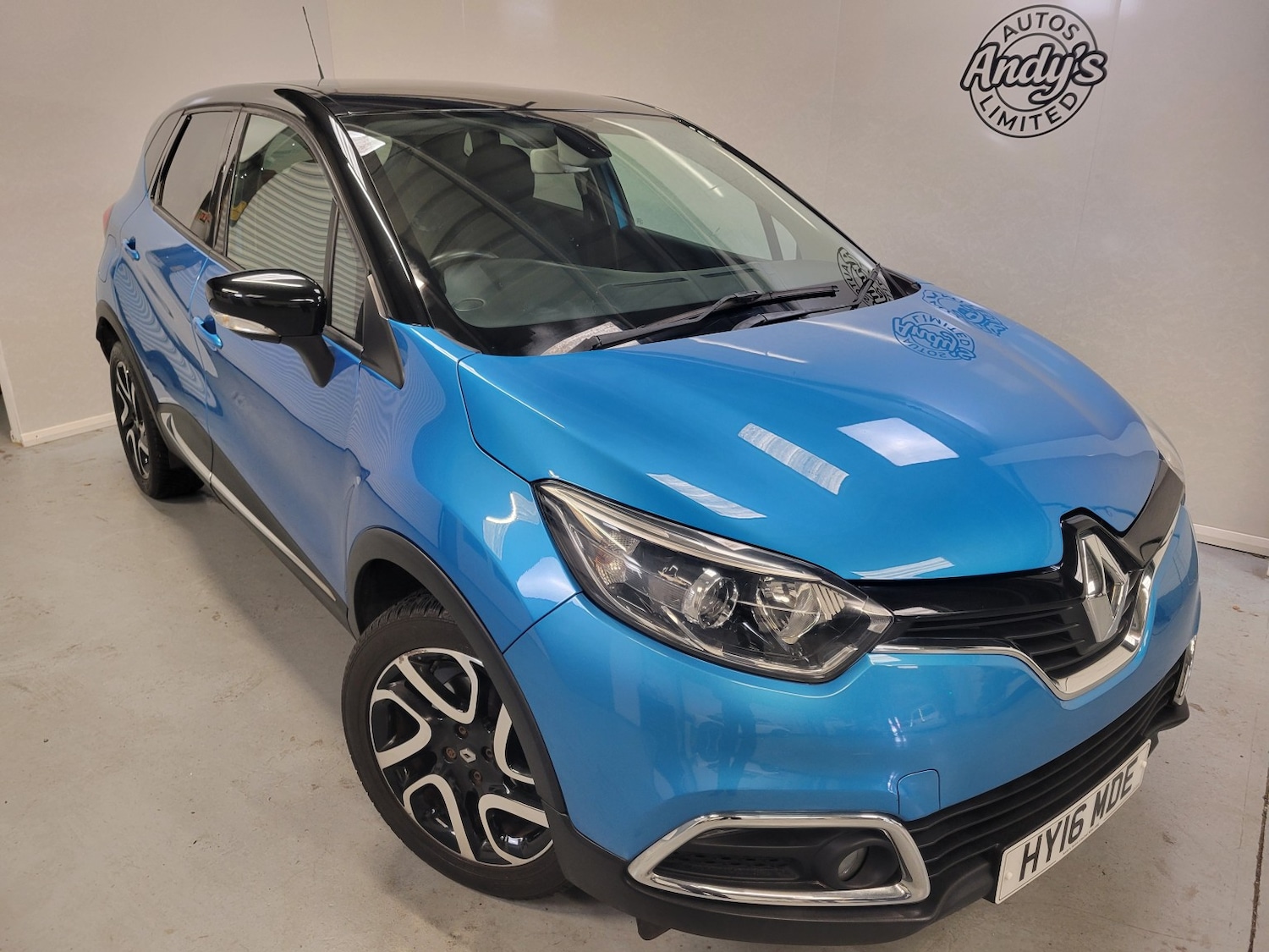 Used Renault Captur 2016 for sale - 76134044: Photo 2